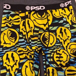 PSD Gray and Yellow Graphic brief